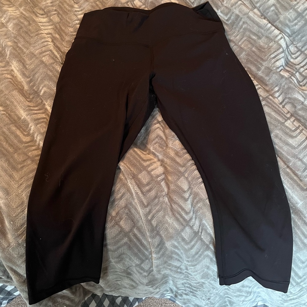 Wunder Train High Rise Crop 21” - Size 14